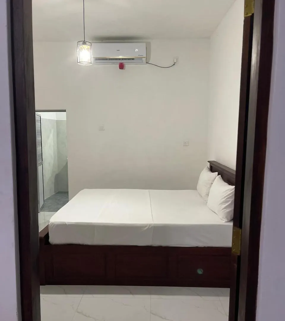 Guest house Golden Paradise Transit Hotel Katunayake Sri Lanka